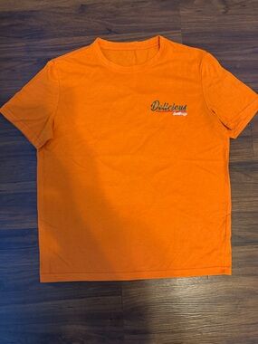 Delicious Bright Orange Short-Sleeve Crew Tee for Men